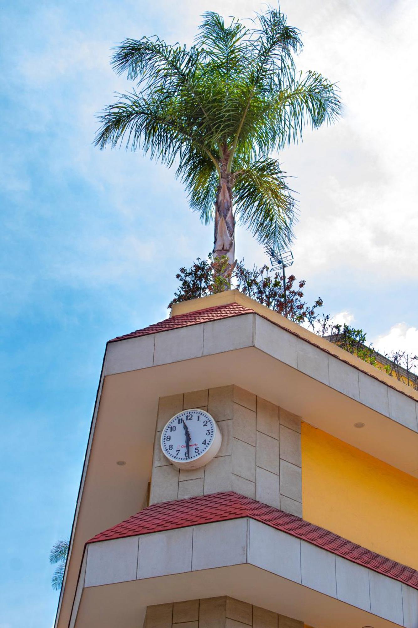 La Casa Del Reloj - Zona De Hospitales 3* Mexico